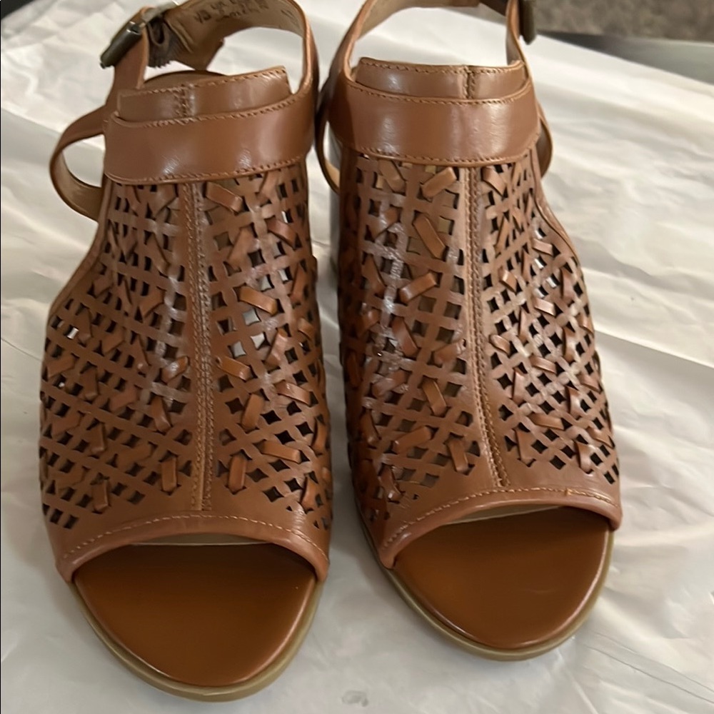 Franco Sarto Brown Cutout Sandals new